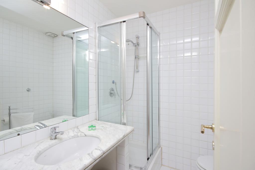 Apartament Da Sabrina Cavour 57 Rzym Pokój zdjęcie